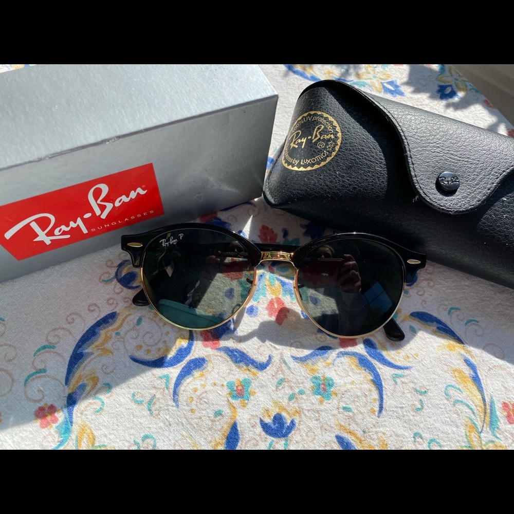 COPY - Brand New Clubmaster Classic Ray Bans